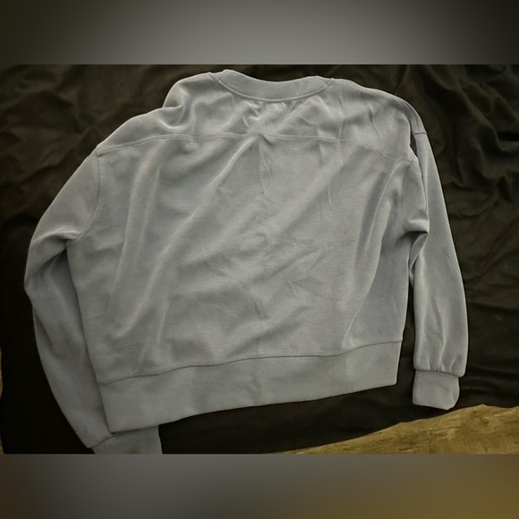 Lululemon Softstreme Perfectly Oversized Cropped Crew - Picture 5 of 7